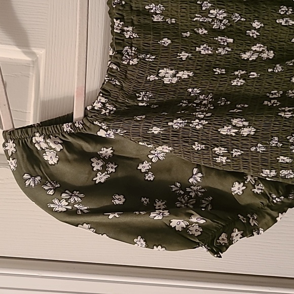 THEREABOUTS GIRLS PLUS SIZE GREEN & WHITE FLORAL SMOCKING DRESS SIZE 2XL 20.5P - Picture 7 of 16